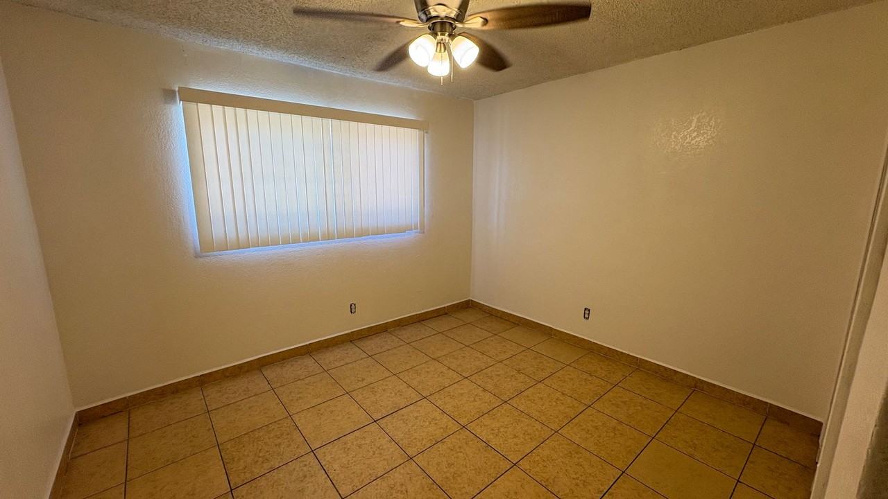 2169 Sunrise Ln - Photo 4 of 8