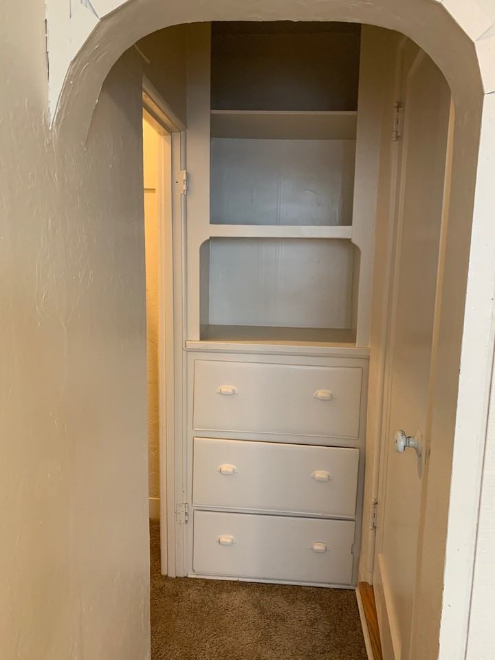 57 W Vine St #309 - Photo 4 of 8