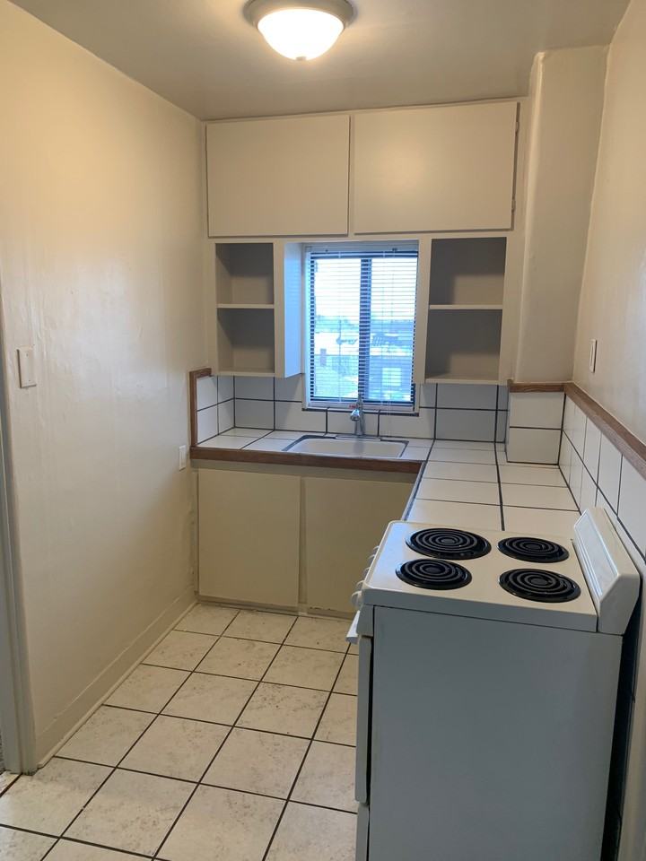 57 W Vine St #309 - Photo 6 of 8