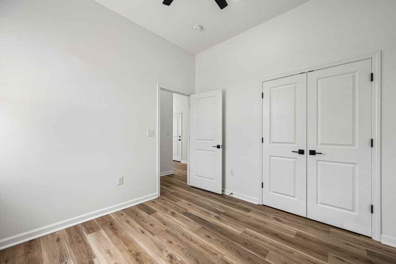 241 Indigo Ln - Photo 6 of 19