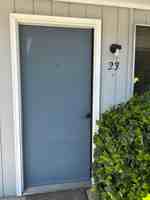 featured image of 3032 W Harvard Ave