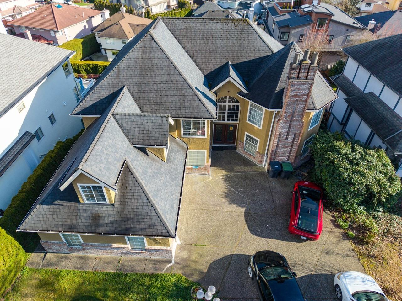 2268 Leclair Drive - Photo 2 of 33