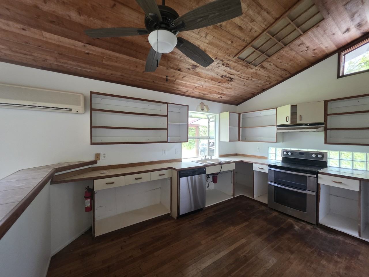 15-1794 1st Ave #1 - Photo 3 of 20