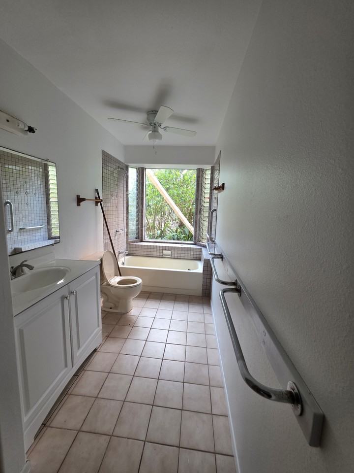 15-1794 1st Ave #1 - Photo 6 of 20