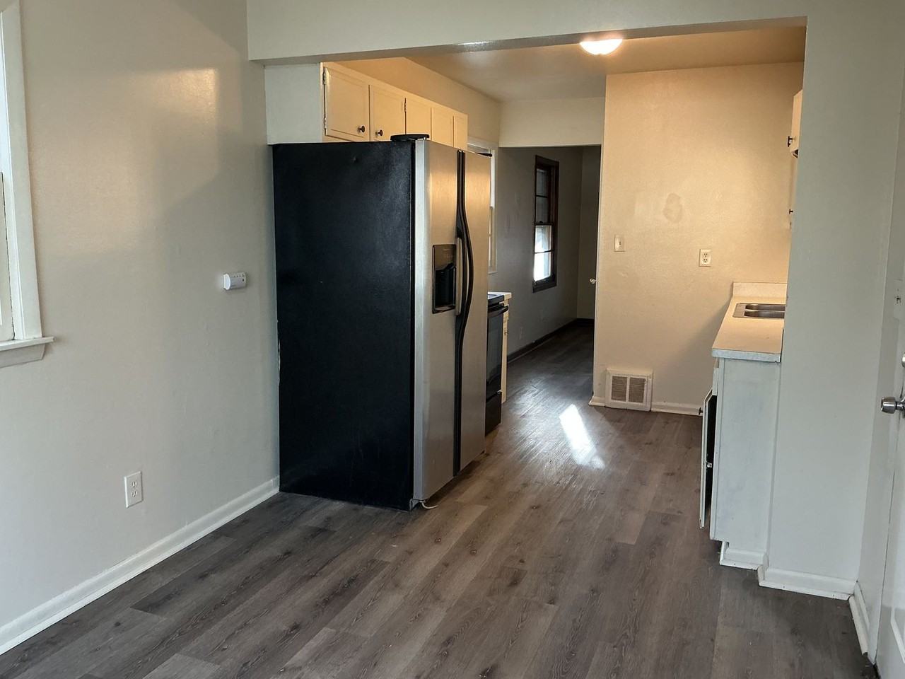 5342 N 27th St - Photo 2 of 9