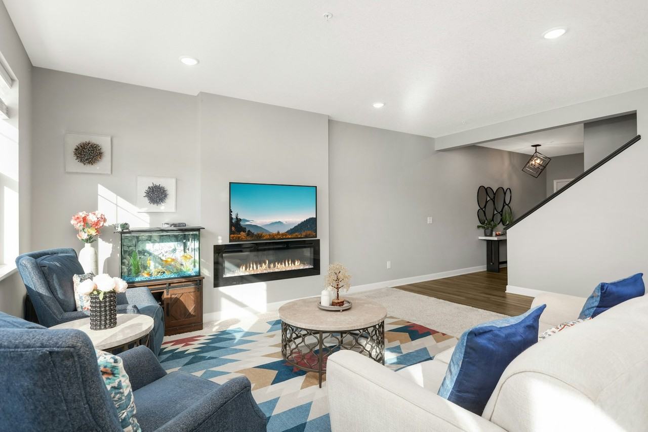 20032-A 62nd Place - Photo 6 of 40