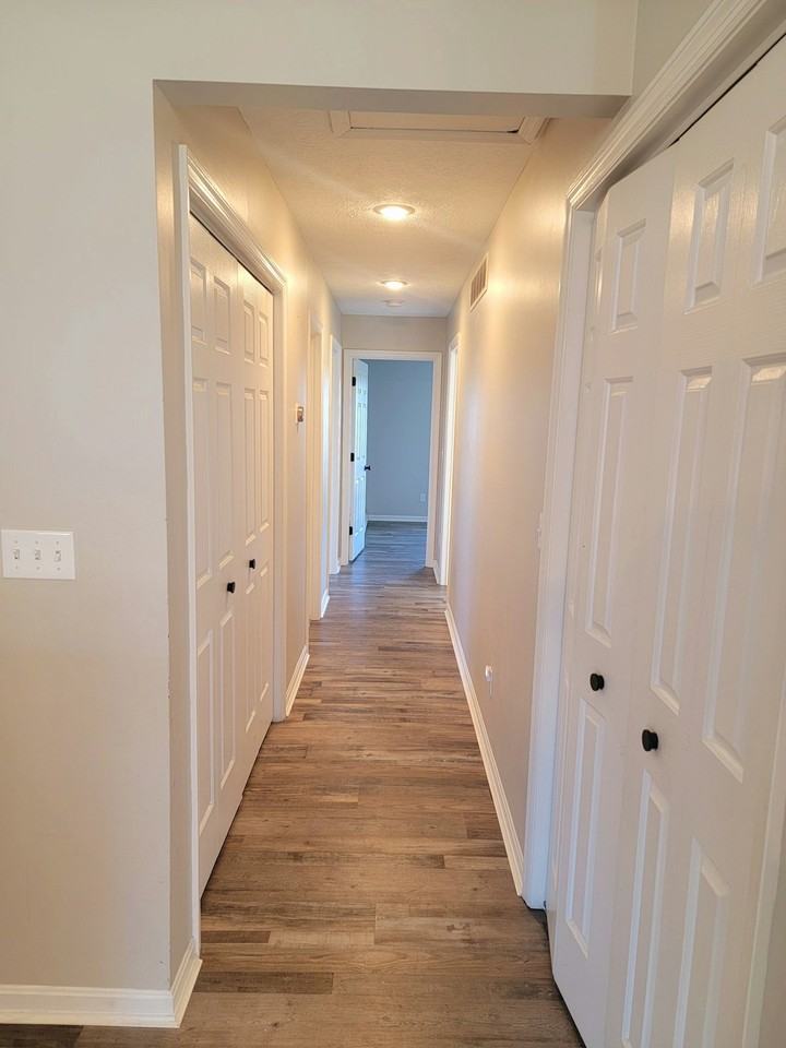 470 Yale Drive, Unit B - Photo 6 of 15