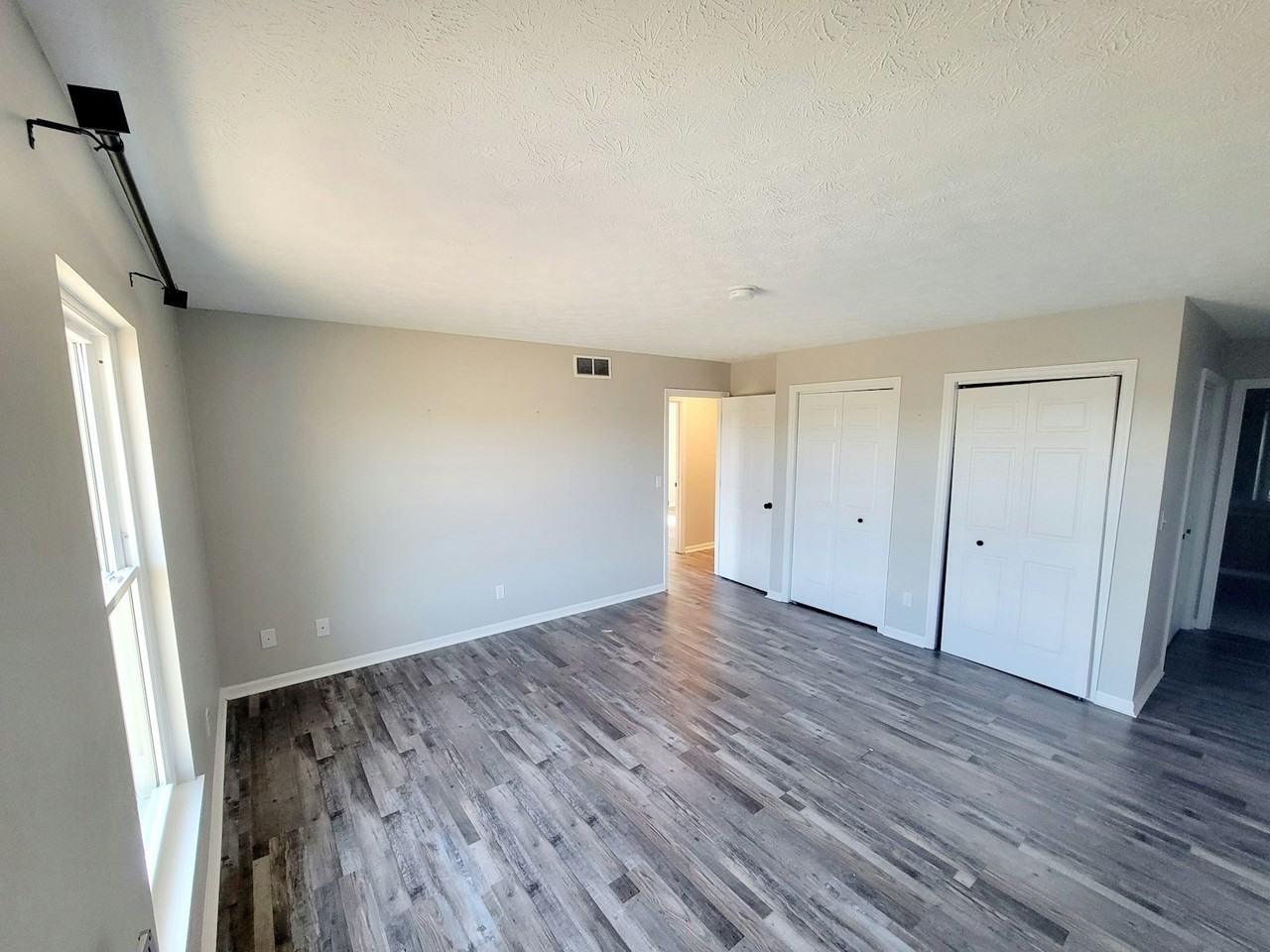 470 Yale Drive, Unit B - Photo 7 of 15