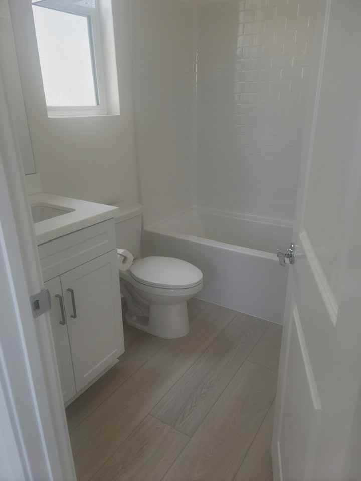 4061 East Luna Paseo, Unit C - Photo 3 of 5