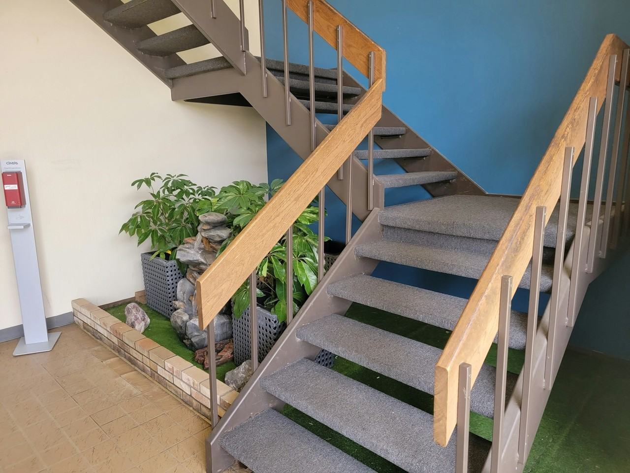 5660 Southwyck Boulevard, Unit 200-F - Photo 2 of 3