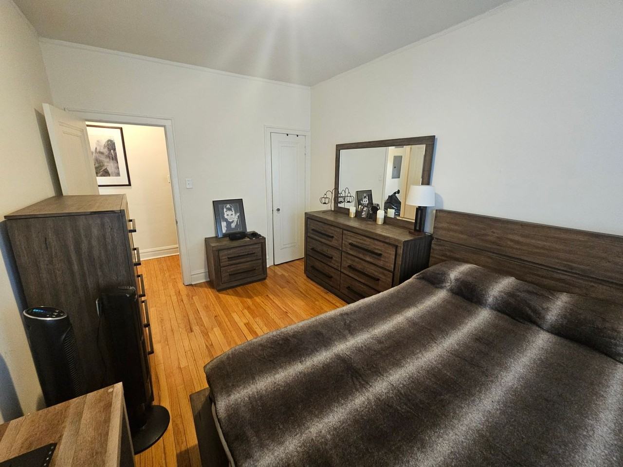 5354 N Kimball Ave - Photo 5 of 15