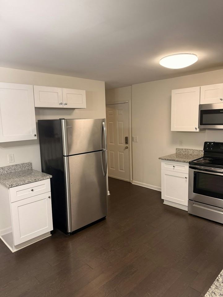 43 Finch Drive Southeast - Photo 3 of 22