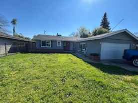 419 W Walnut Ave - Photo 1 of 1