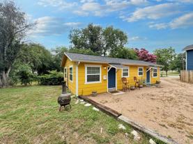 726 Denver Blvd #3 - Photo 1 of 1