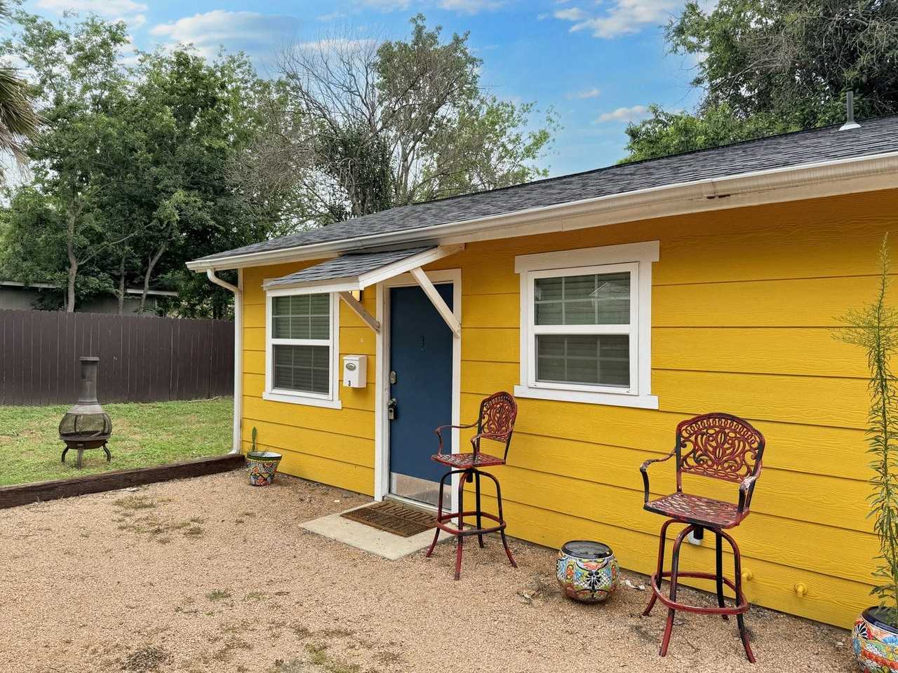 726 Denver Blvd #3 - Photo 2 of 15