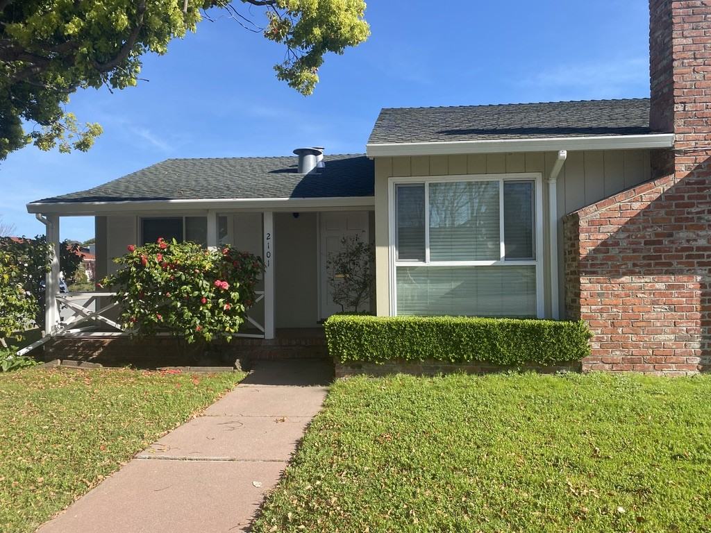 2101 Trousdale Dr #1 - Photo 2 of 31