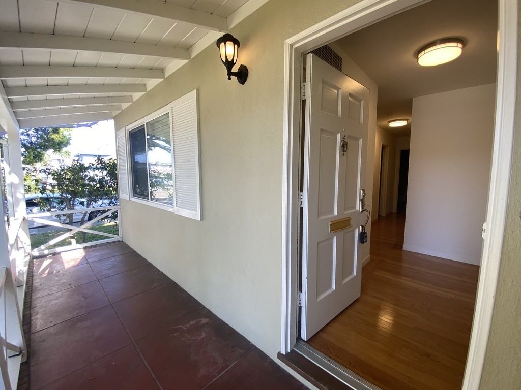 2101 Trousdale Dr #1 - Photo 3 of 31