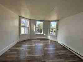 featured image of 621 S Adams St