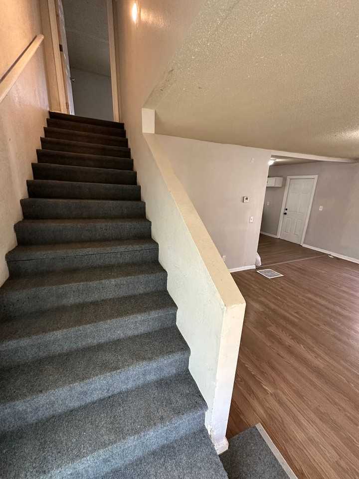 5712 Wabash Ave - Photo 7 of 9