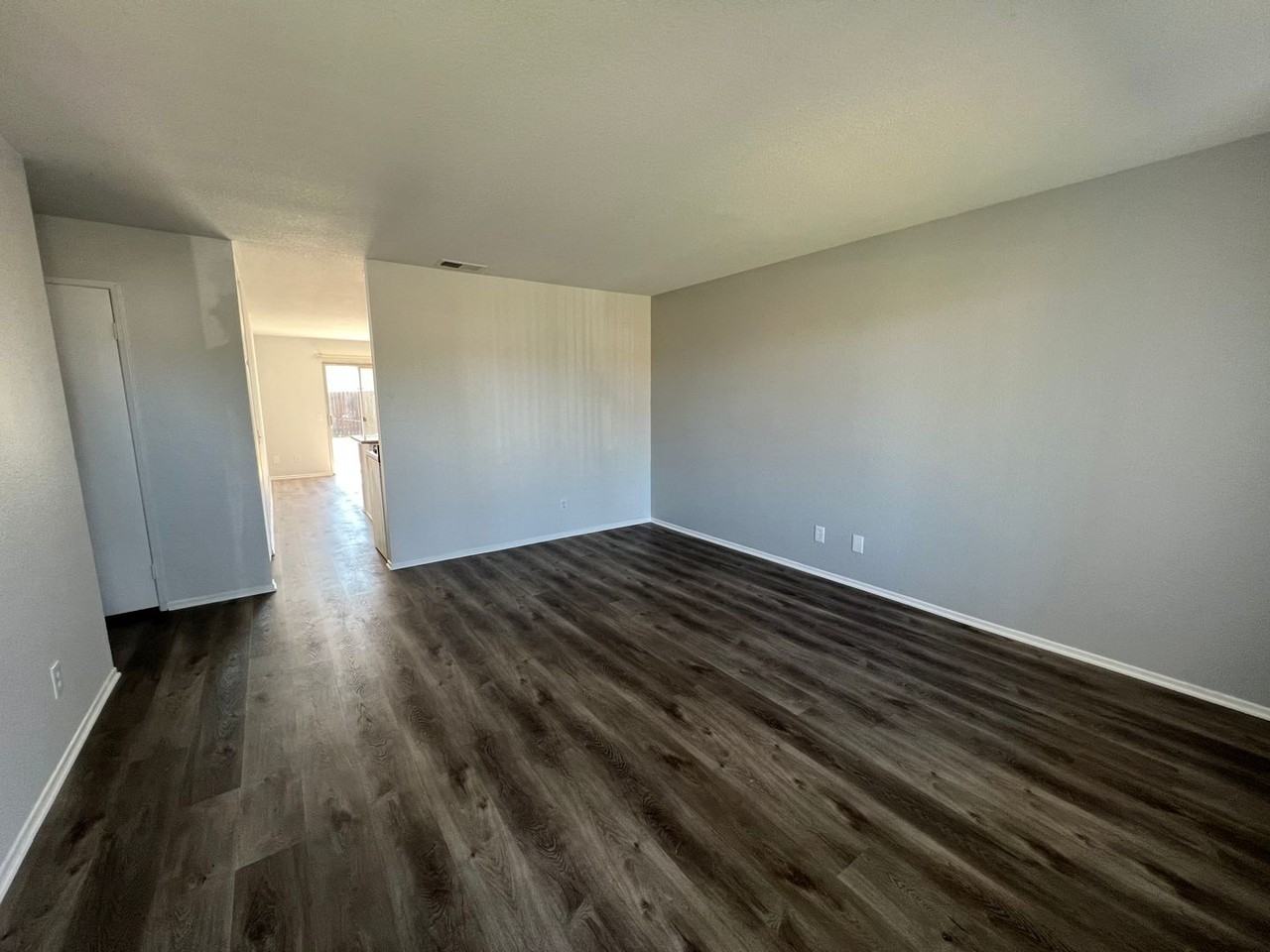 1318 Gold Ct - Photo 3 of 16