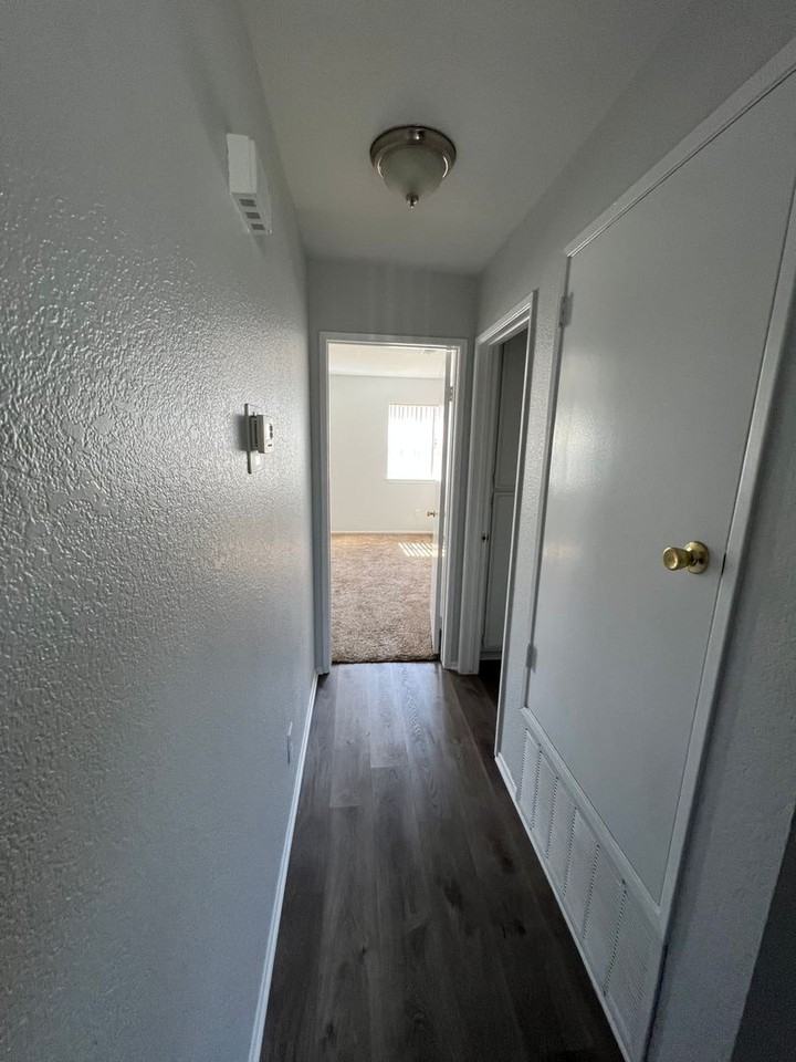 1318 Gold Ct - Photo 7 of 16