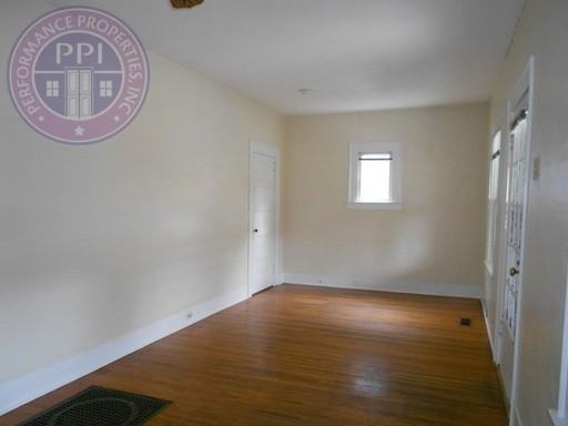 3417 Se Grant Ct - Photo 4 of 18