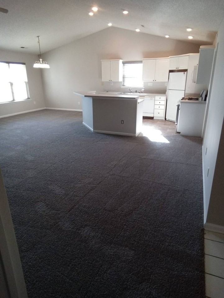 3200 New Hampshire Dr - Photo 3 of 15