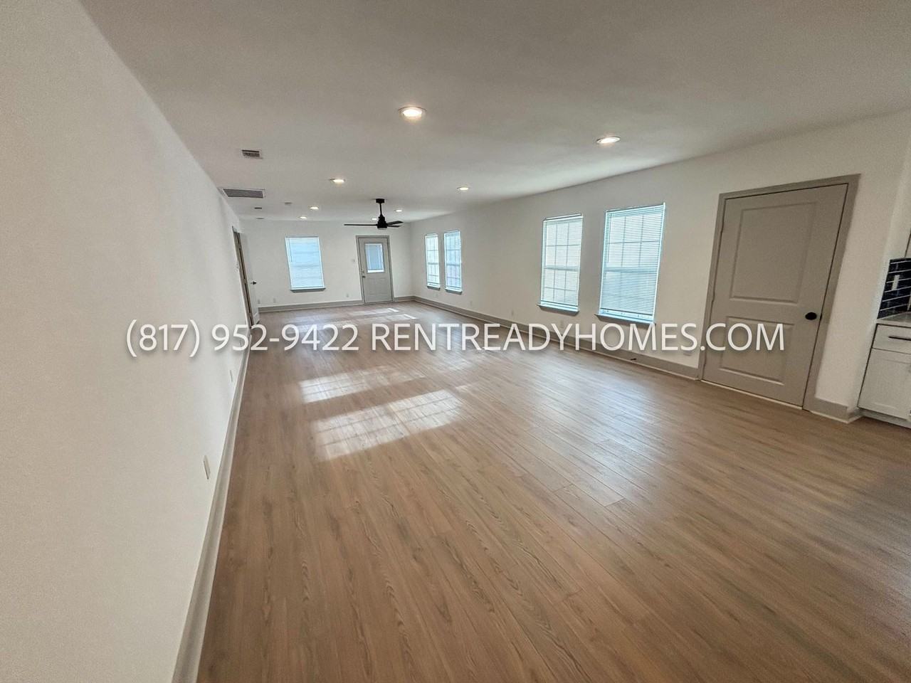 1446 E Ann Arbor Ave - Photo 7 of 21