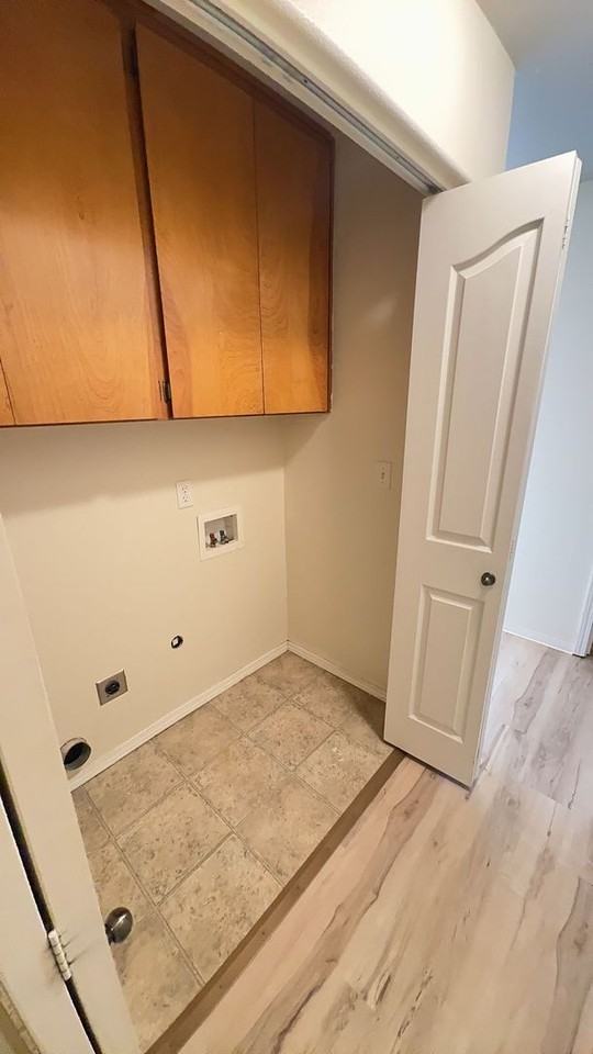 3154 Forest Hills Dr #A - Photo 3 of 10