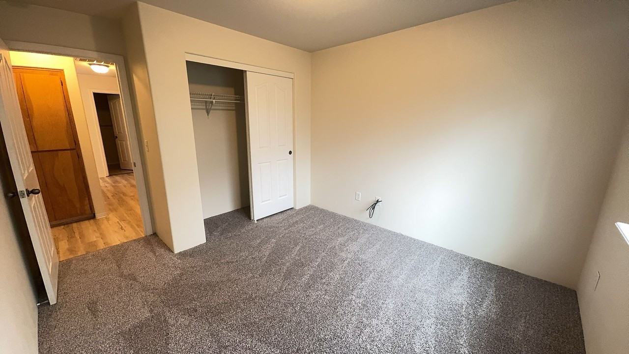 3154 Forest Hills Dr #A - Photo 4 of 10