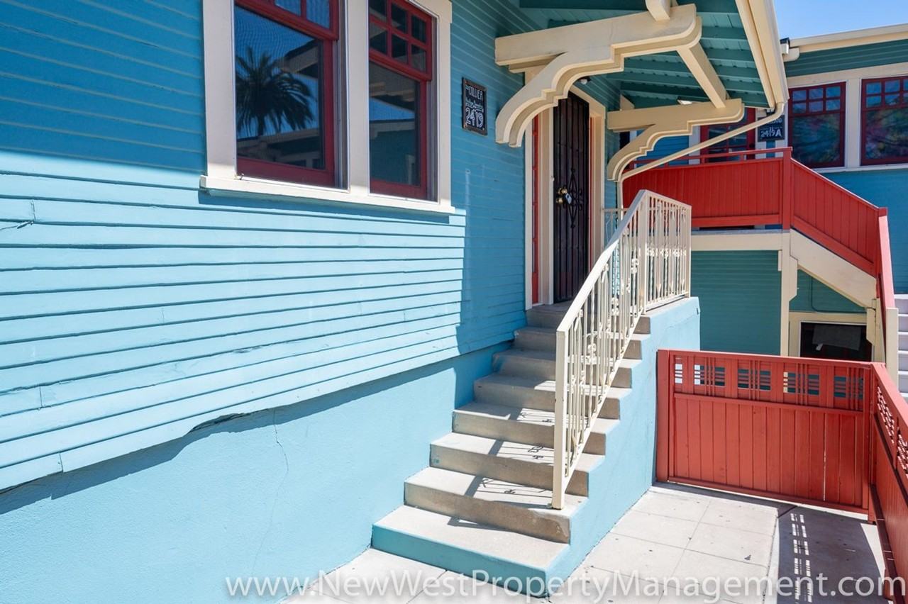 2419 Market St - Photo 2 of 19