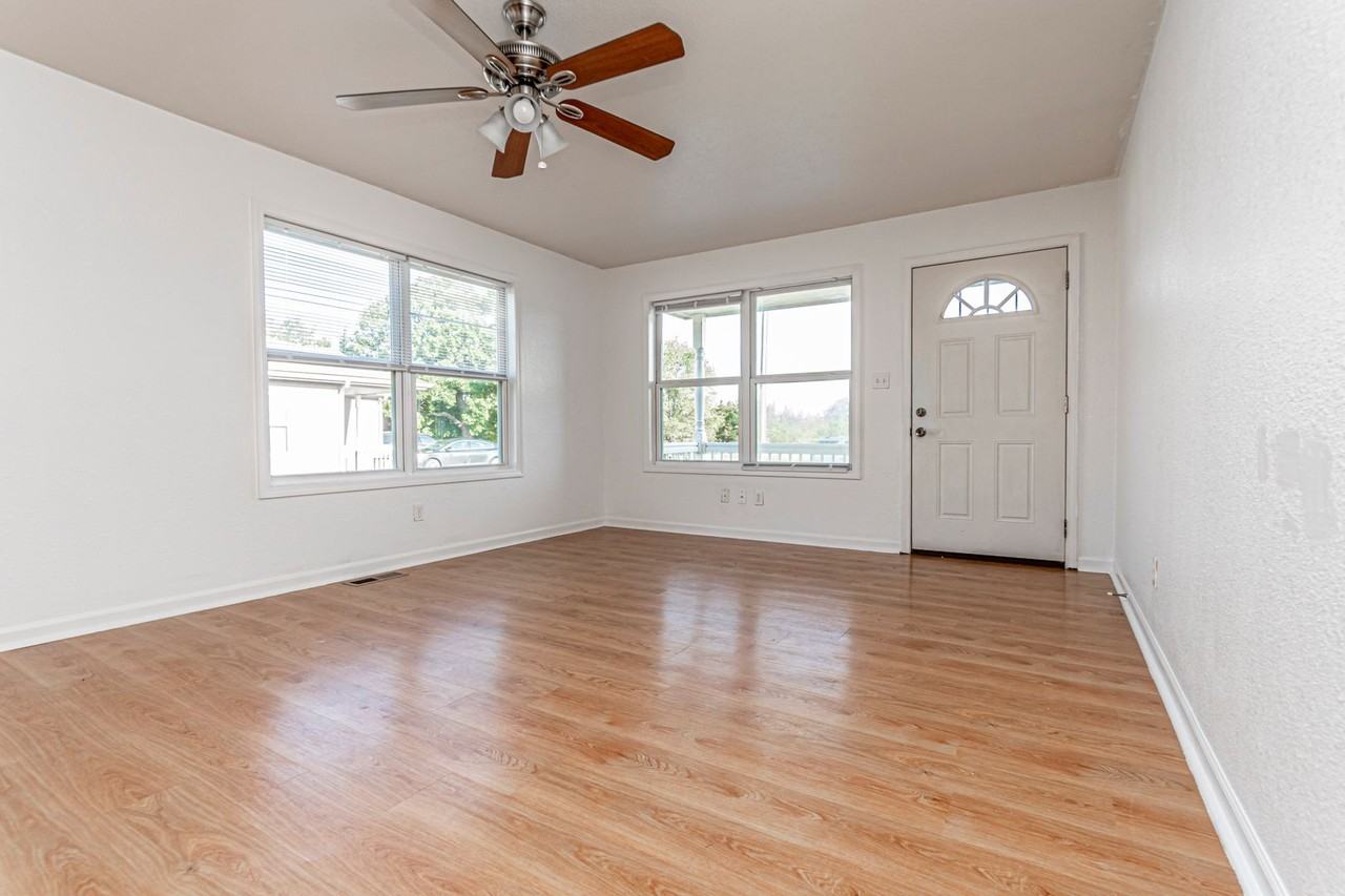 2323 Osprey Ct - Photo 5 of 24