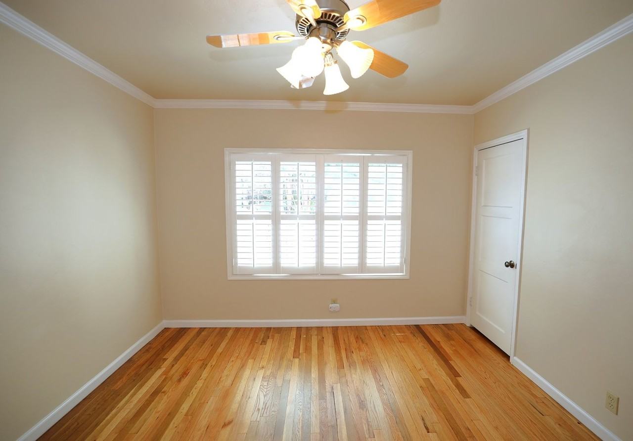 617 Rollins Rd #3 - Photo 6 of 10