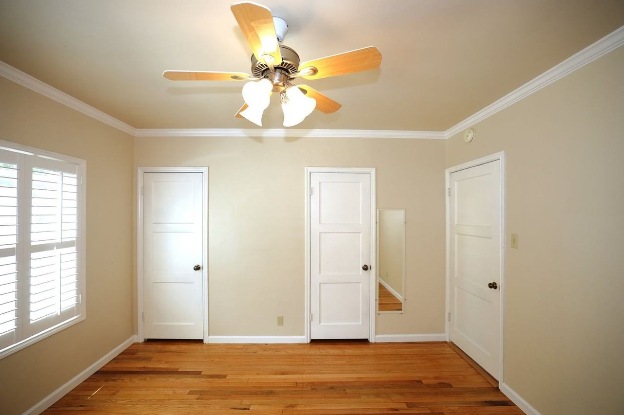 617 Rollins Rd #3 - Photo 7 of 10