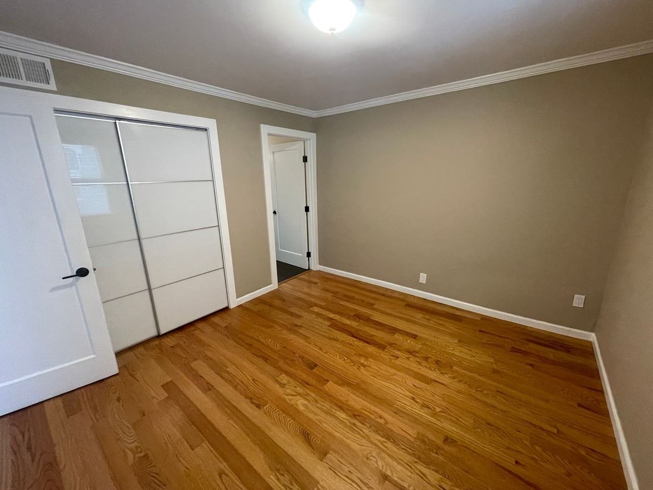 1862A 17th Ave - Photo 6 of 16