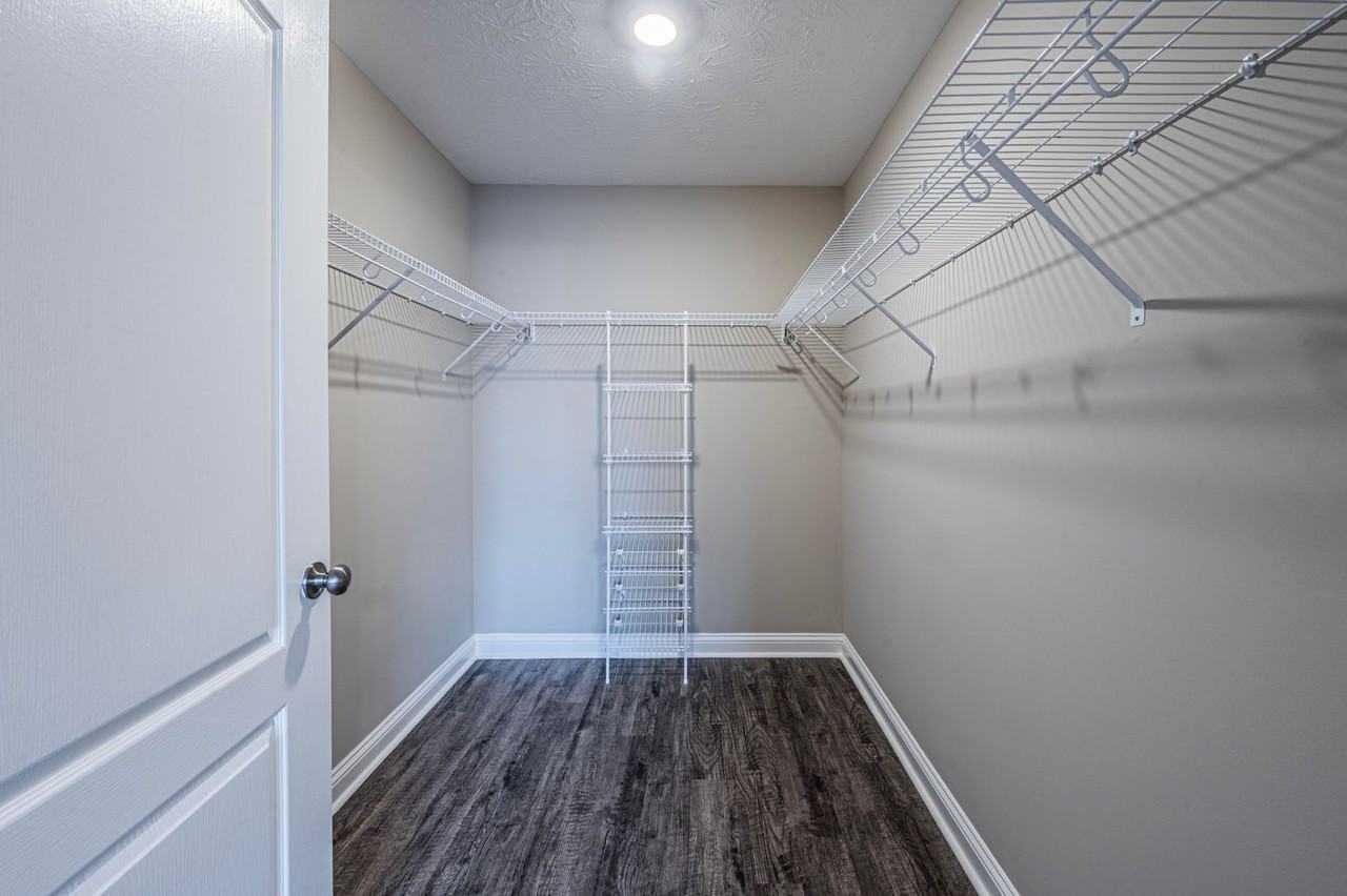 131 Audley Ct - Photo 4 of 5