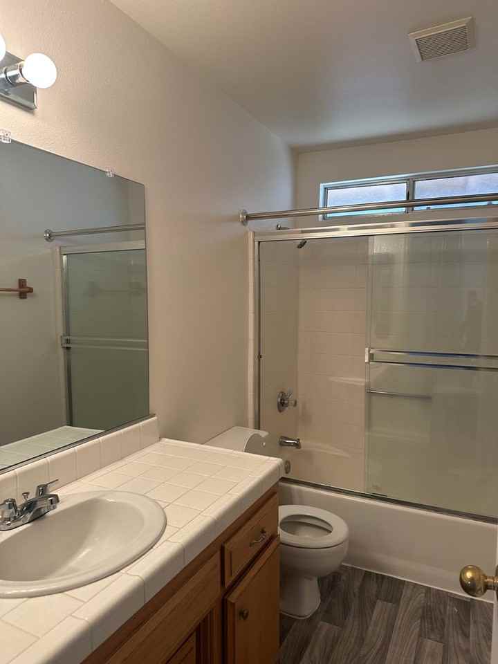 185 Riverbank Ln - Photo 6 of 13