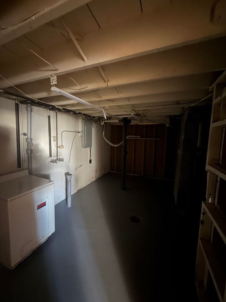 9065 Bobb Ave - Photo 3 of 13