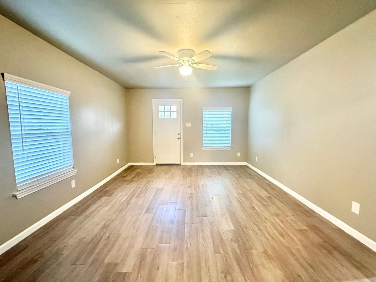 401 W Congress St - Photo 6 of 13