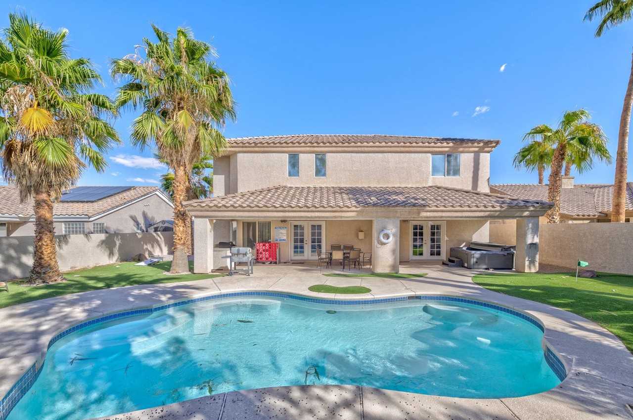 8971 Rolling Rock Dr - Photo 2 of 17