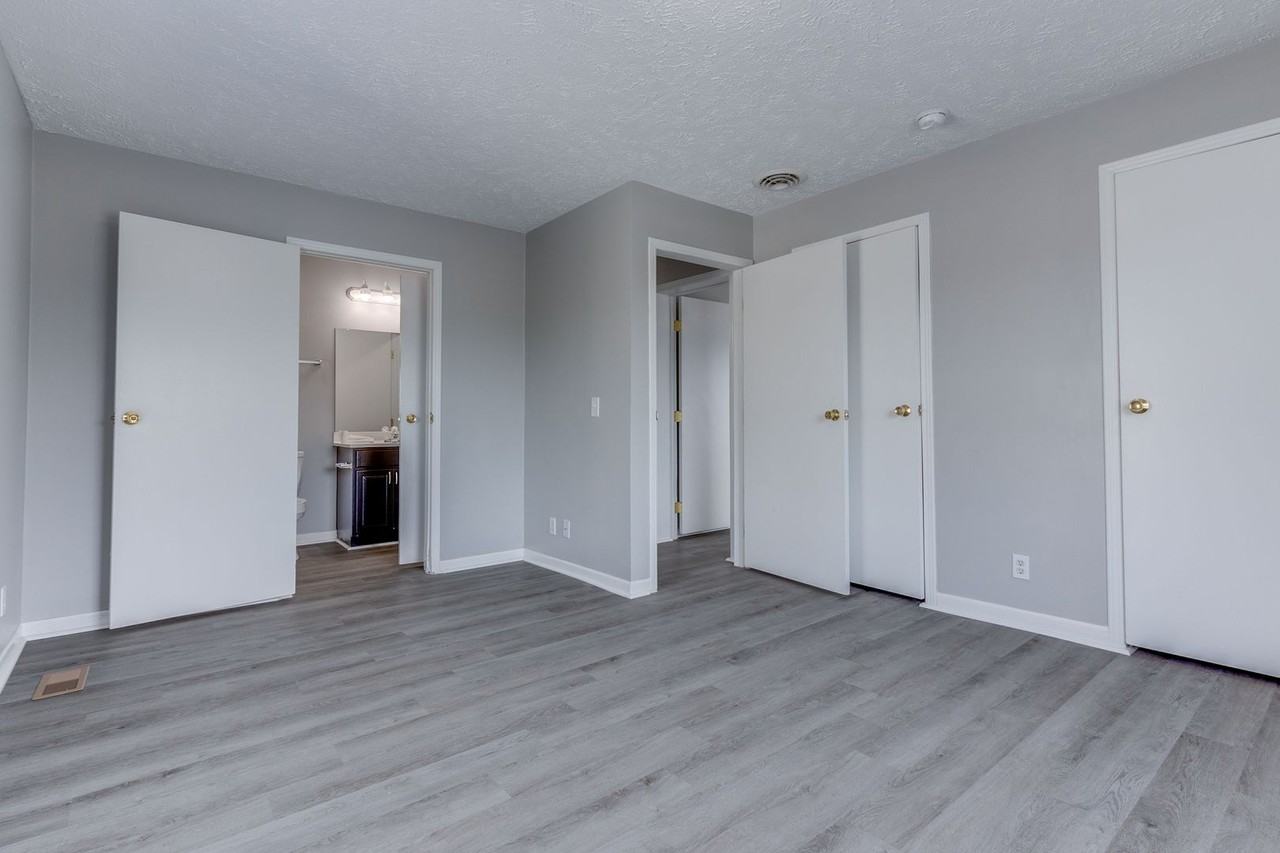 1854 Michigan Ave - Photo 7 of 10