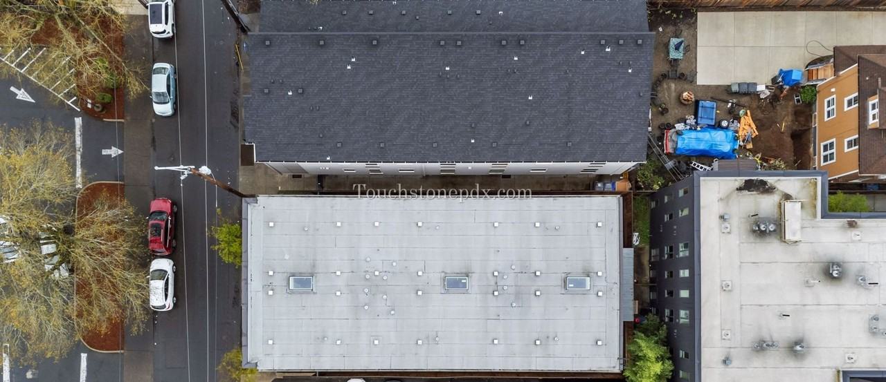 424 Ne Jessup St #12 - Photo 3 of 36