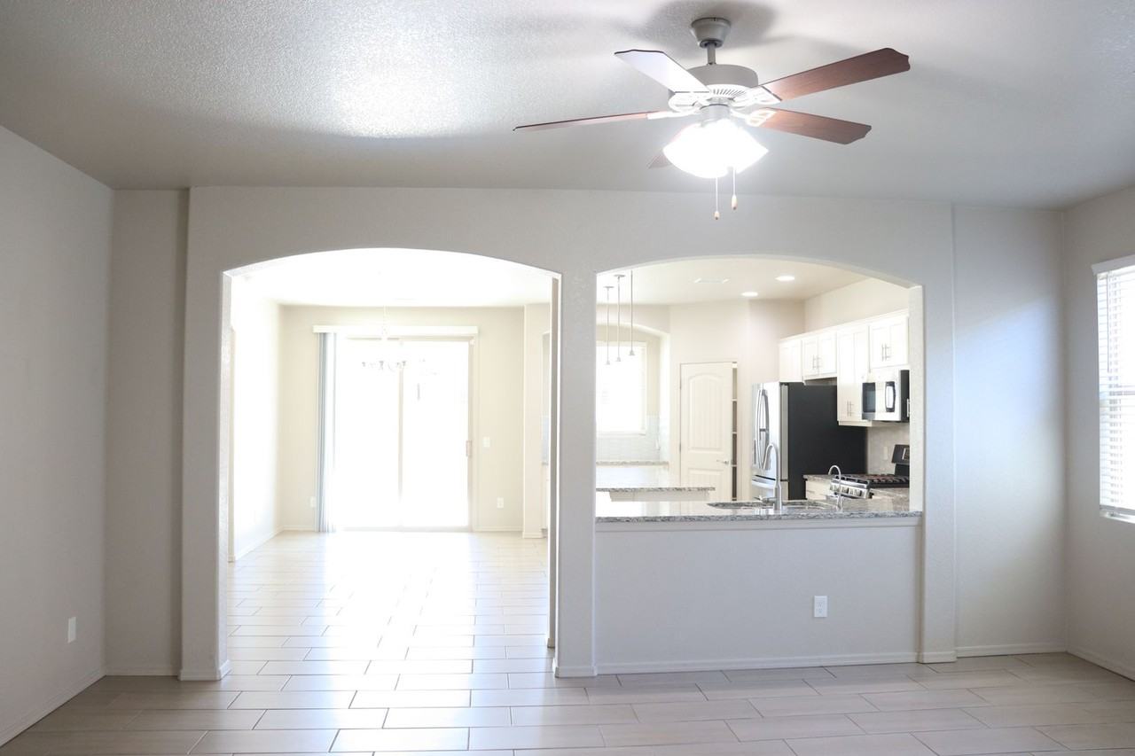 288 Brookhaven Pl - Photo 3 of 23