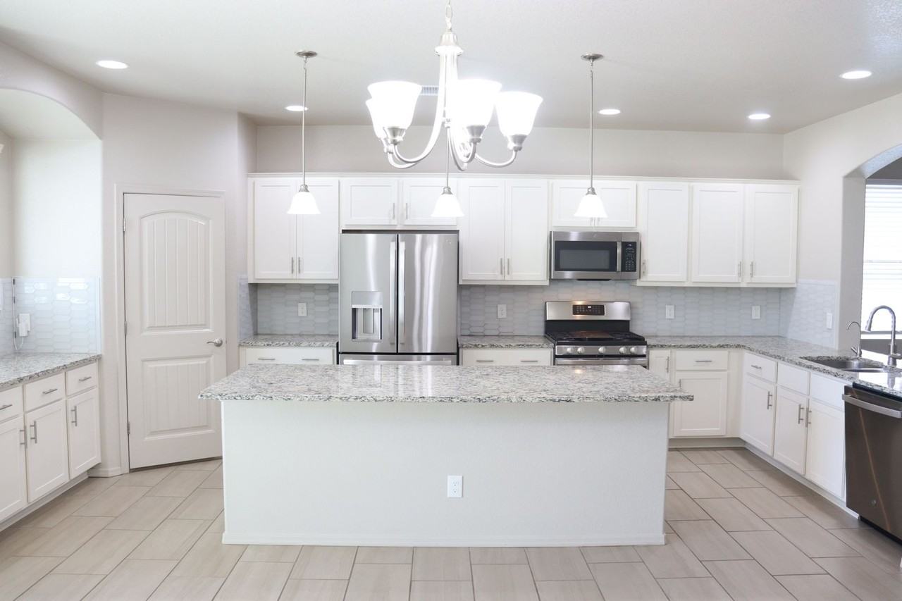 288 Brookhaven Pl - Photo 6 of 23