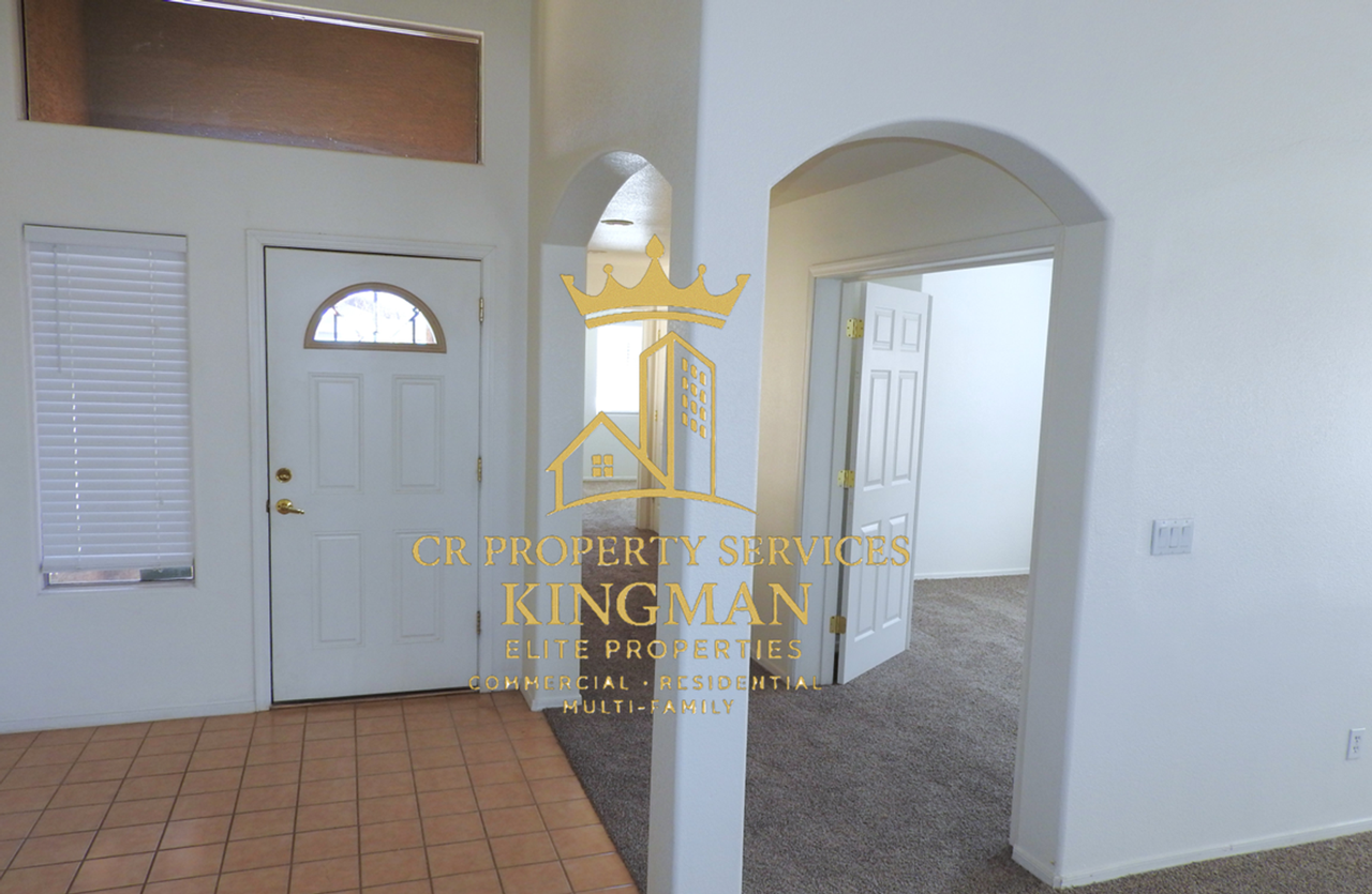 3961 Heather Ave - Photo 3 of 25