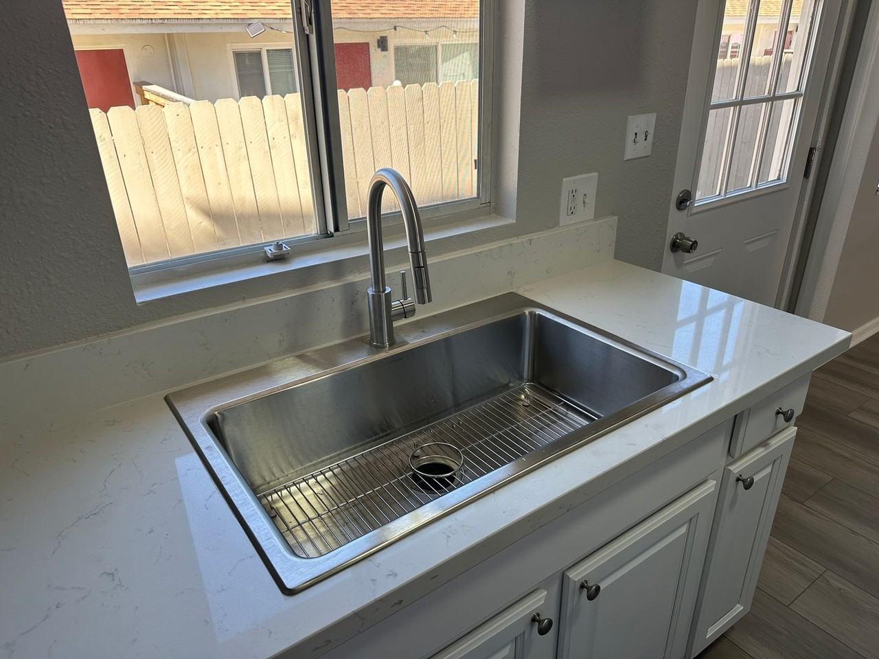 2709-2715 2709-2715 Broadway - 2713 #2713 - Photo 3 of 19