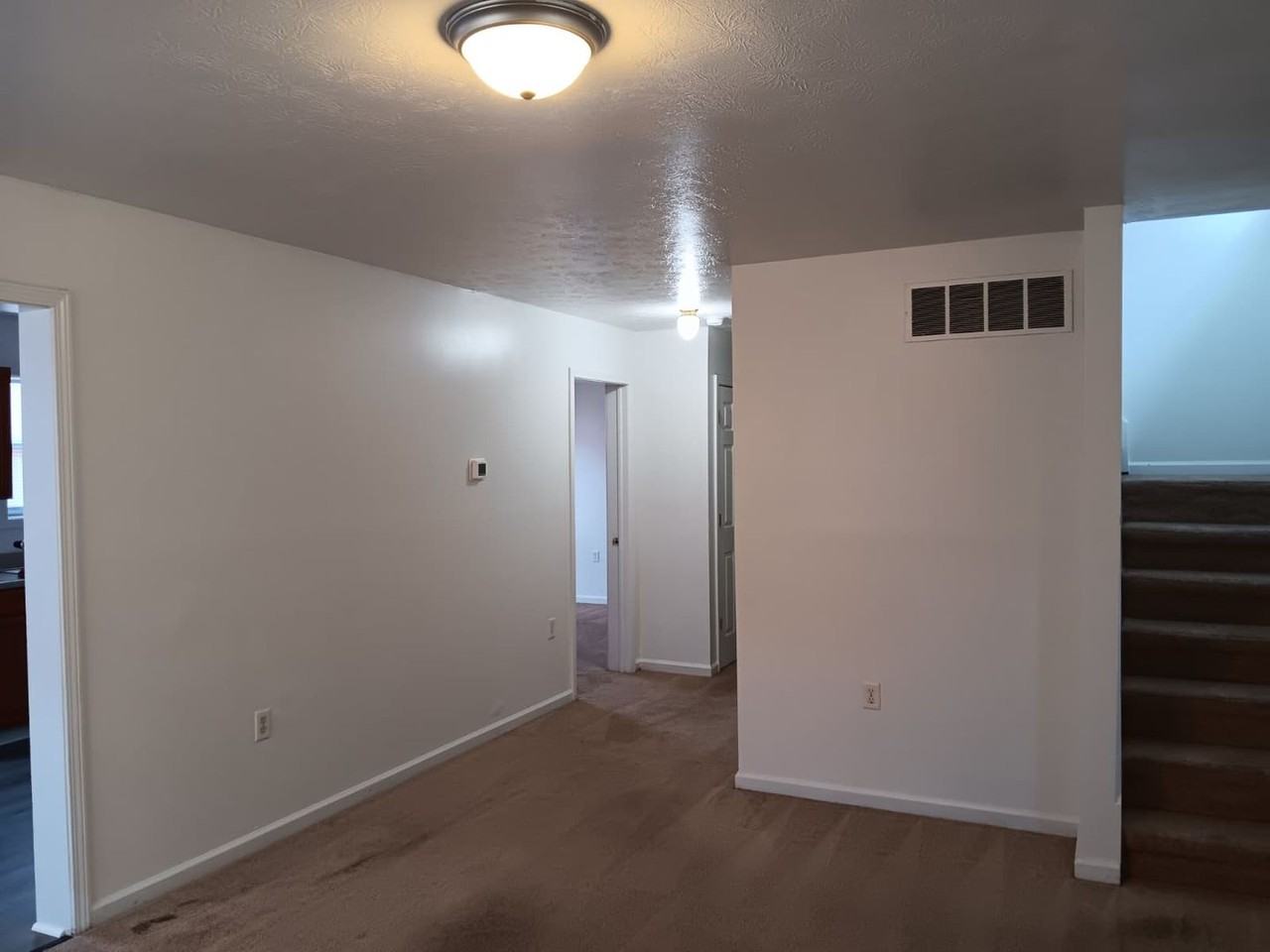 18 E Grand Ave - Photo 2 of 14