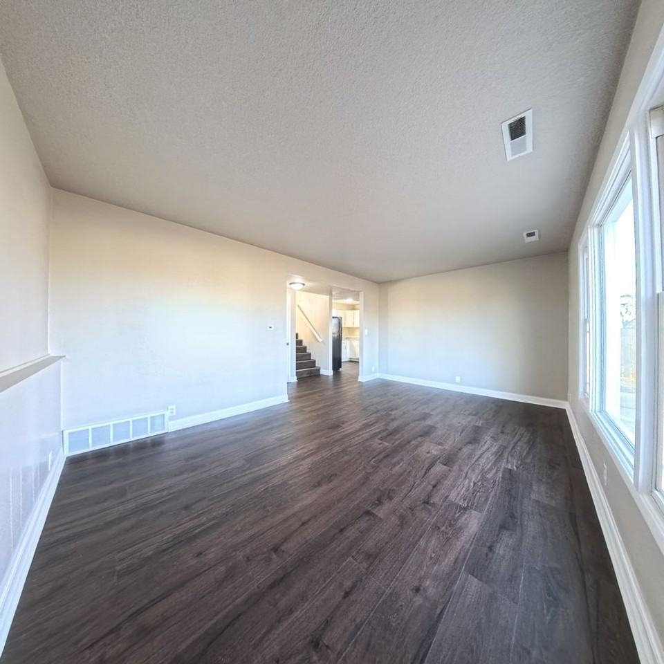 1512 Horse N Buggy Dr - Photo 7 of 24