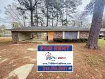 208 Neal St - Photo 1 of 1