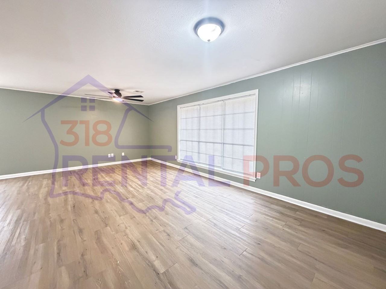 208 Neal St - Photo 3 of 23